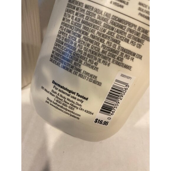 Bath & Body Works “Vanilla Romance” New Full Size Body Wash - Picture 4 of 5